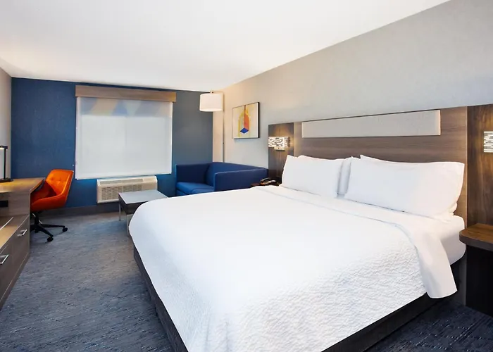 Holiday Inn Express Hotel & Suites - Belleville Area By Ihg
